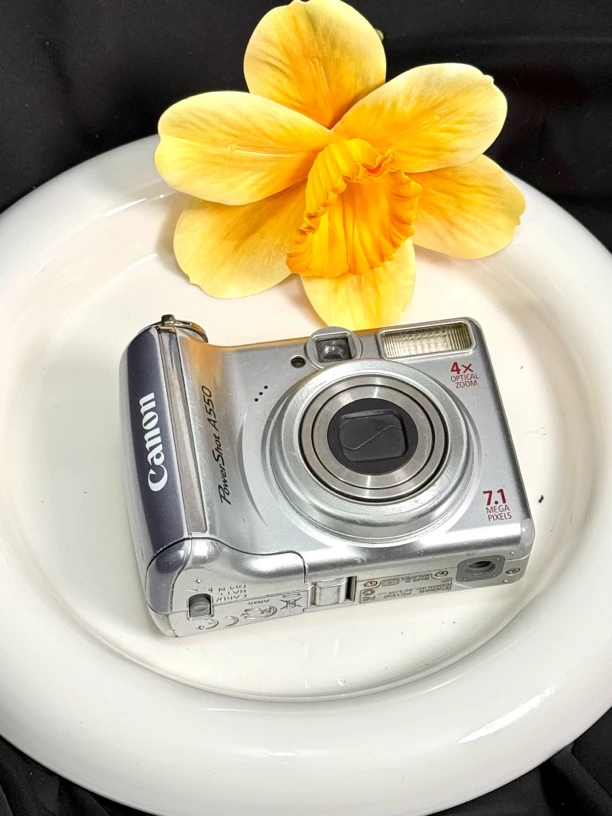 8新 Canon/佳能 a550 银色 成色一般 数码相机学生便携式照相