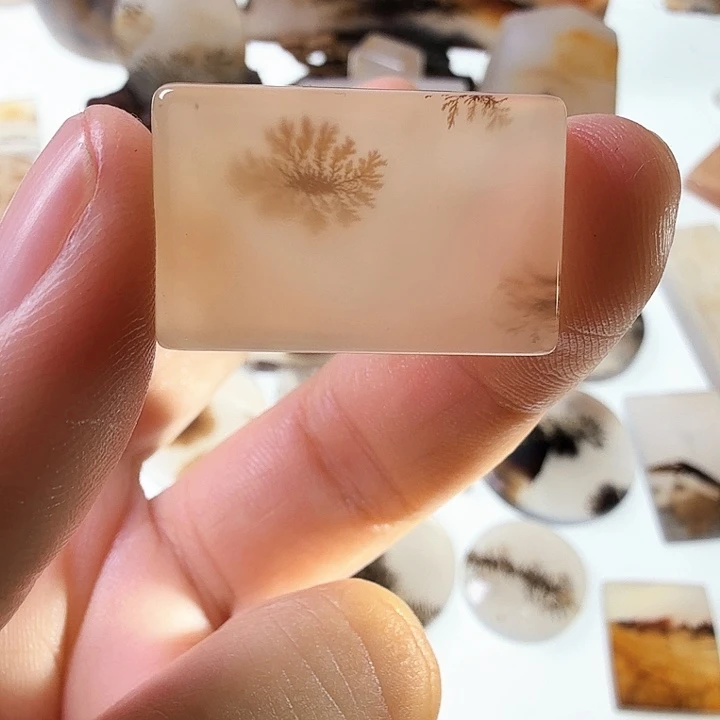 玛瑙/玉髓未镶嵌珠宝半成品