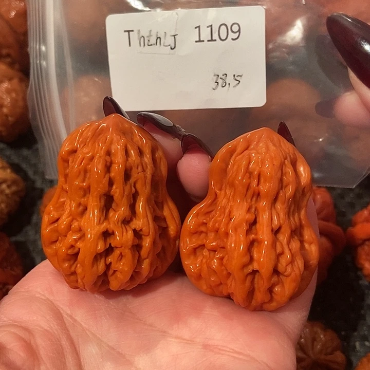 文玩核桃吊坠虎头葫芦38