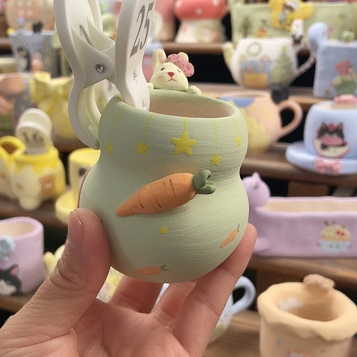 25…..手工手绘花盆