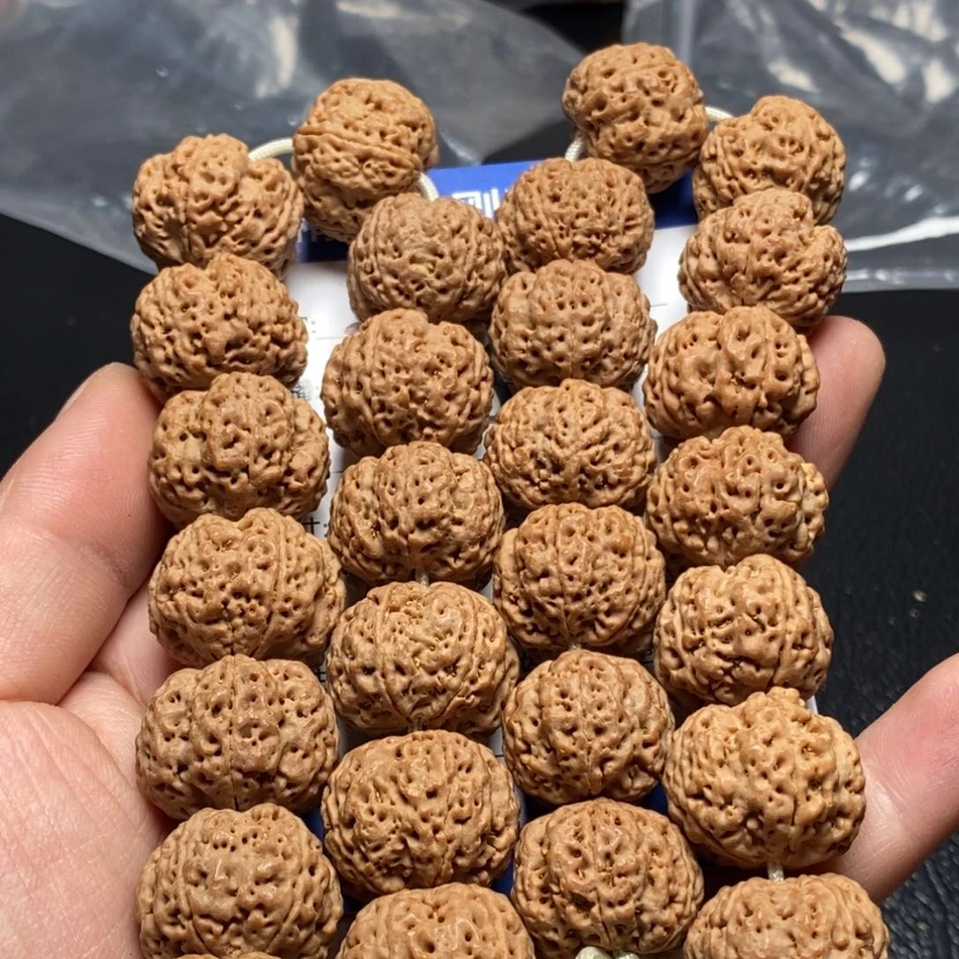 金刚菩提手串文****）28号大金刚