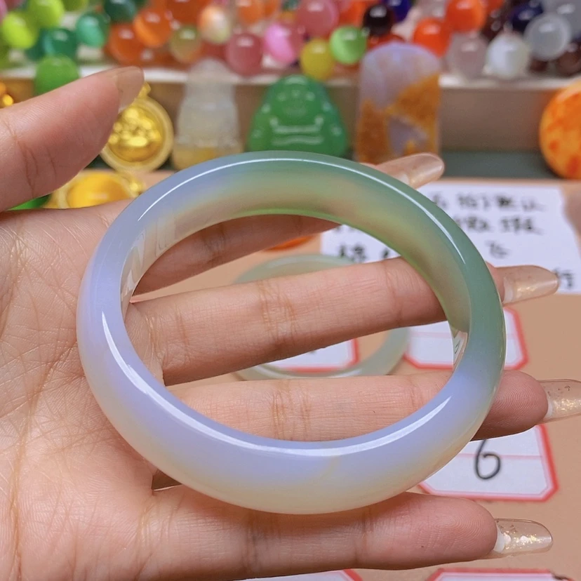 【闪购商品】玛瑙/玉髓颈饰未镶嵌姜***?