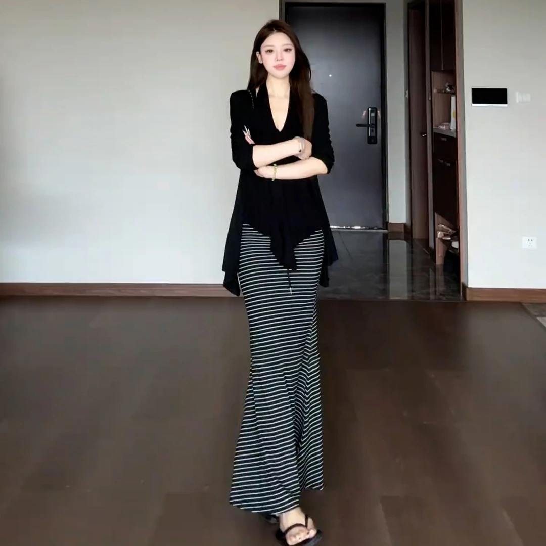 2026新款韩系慵懒风穿搭黑色套装连衣裙子女秋冬季高级感包臀长裙