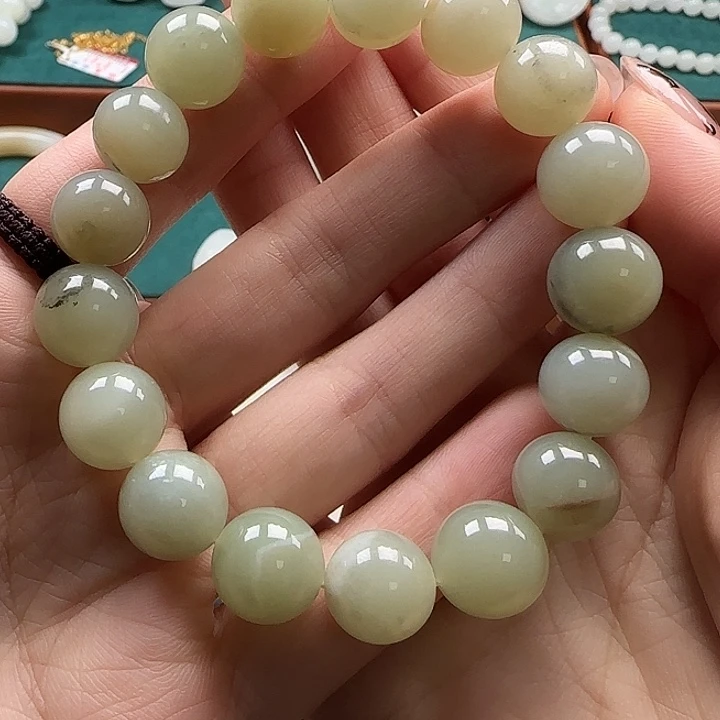 和田玉（糖玉）未镶嵌手链