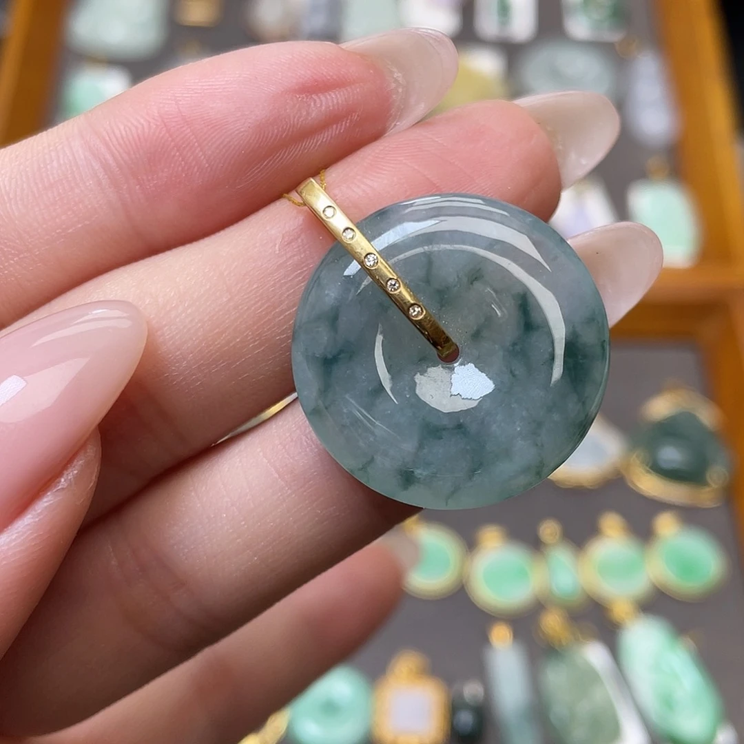 翡翠18K金镶嵌吊坠(不含链)