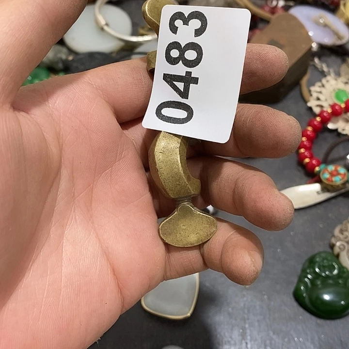 杨*亭光明的未来发展潜力巨大0483
