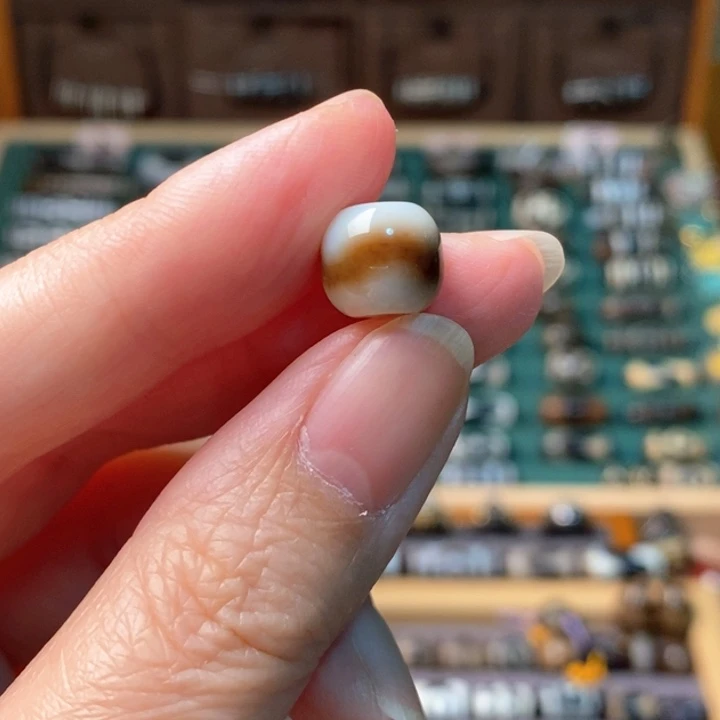 未镶嵌玛瑙/玉髓珠宝半成品
