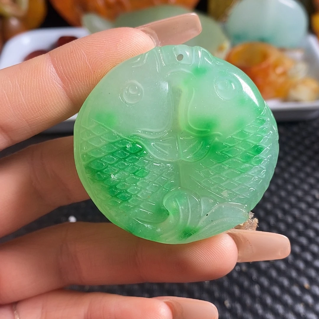 岫岩老玉（透闪石质玉）未镶嵌珠宝奇石