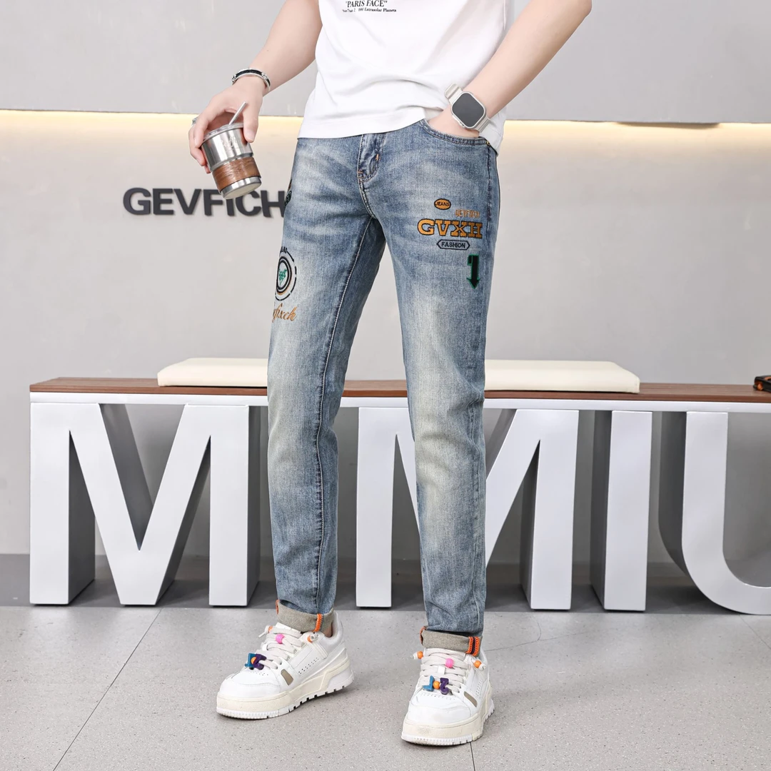 春夏男水洗刺绣牛仔裤夏季潮流韩版薄款时尚百搭男士修身小脚裤