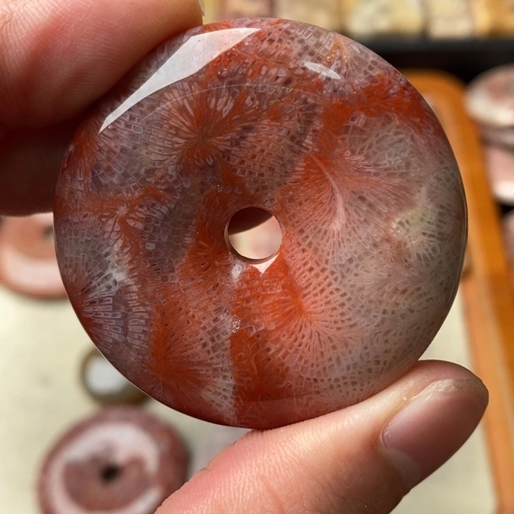 硅化玉颈饰未镶嵌x***?