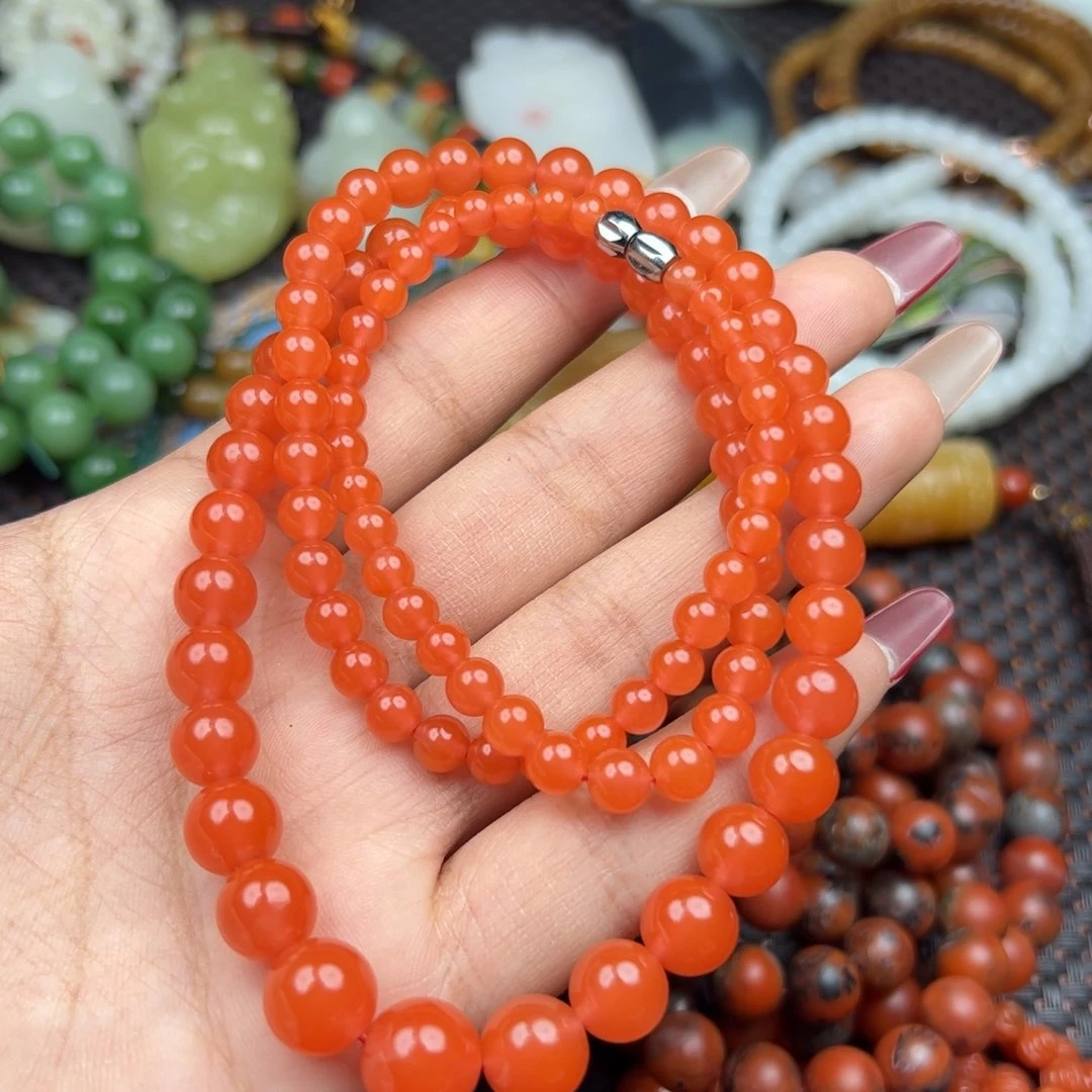 南红玛瑙吊坠未镶嵌