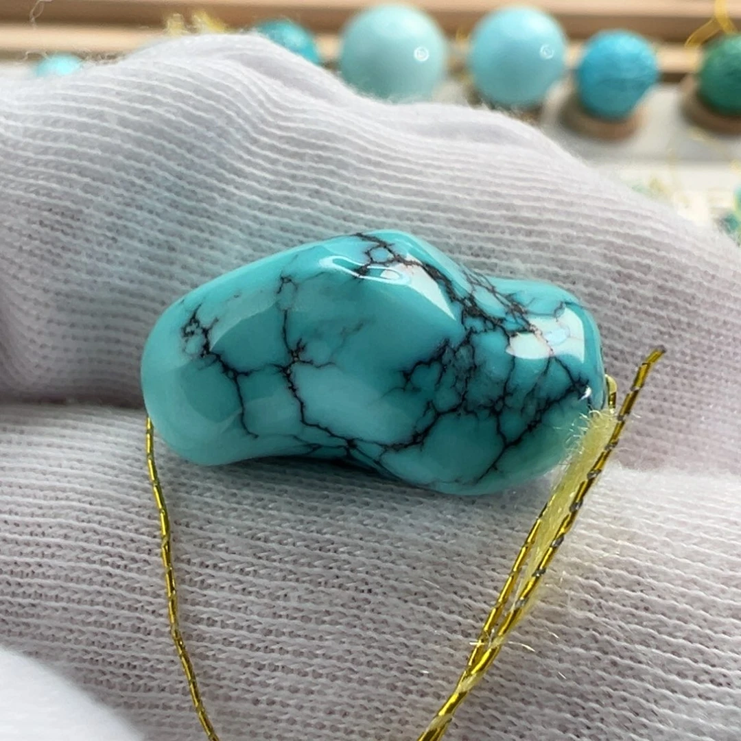 绿松石配饰未镶嵌