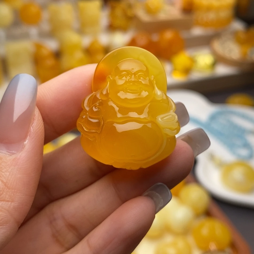 蜜蜡未镶嵌颈饰佛公