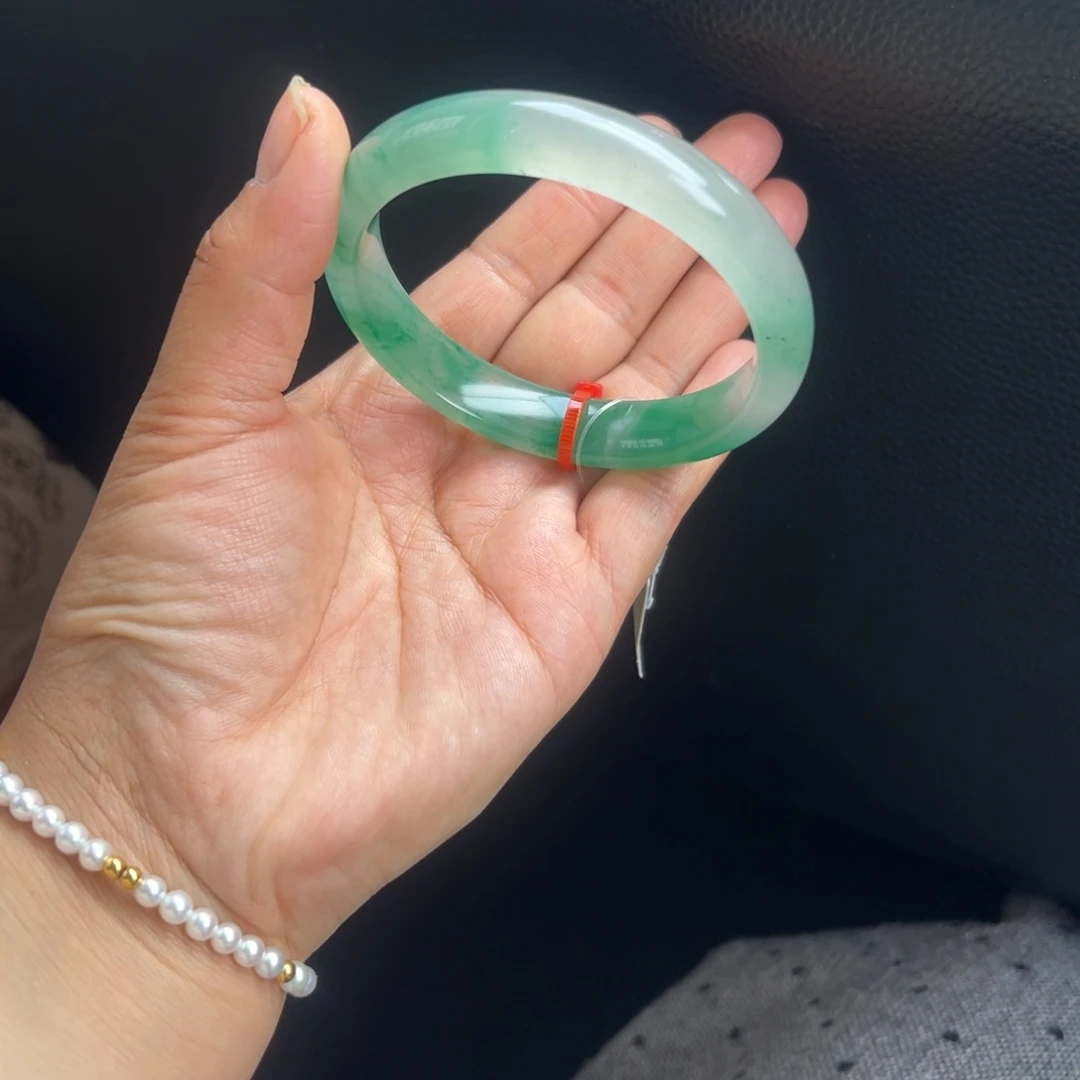 石英质玉未镶嵌手镯非洲翠6061