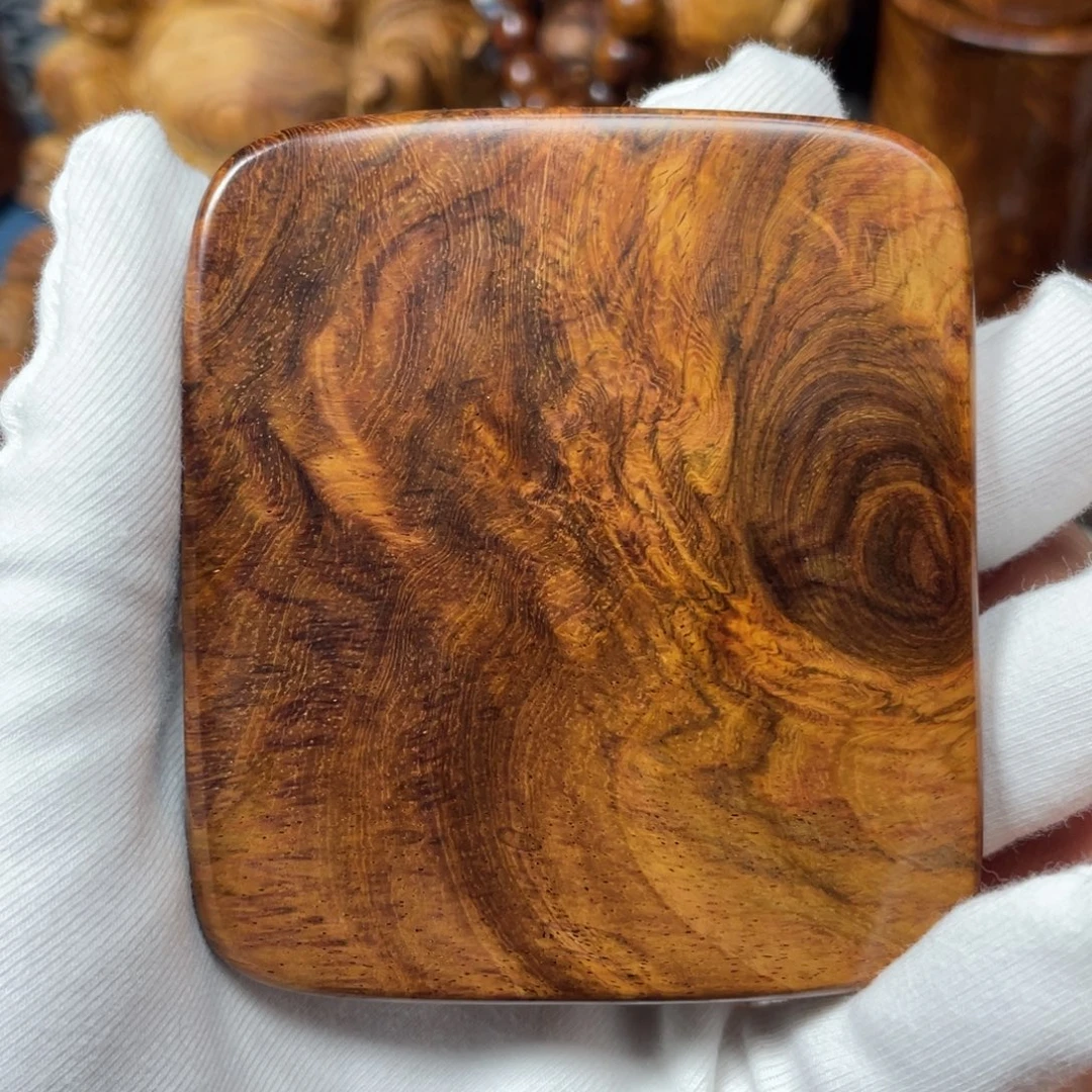 Z***O黄花梨/降香黄檀手把件