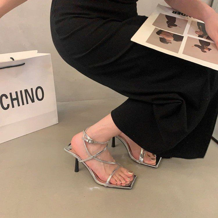 UHCK法式小众高跟凉鞋仙女鞋子2025年新款夏季气质黑色细跟绑带罗