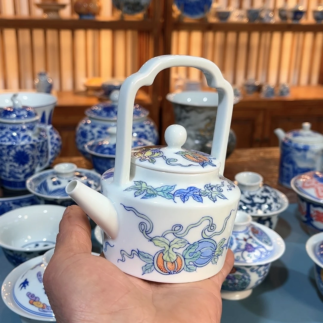 錡镇堂手工手绘壶