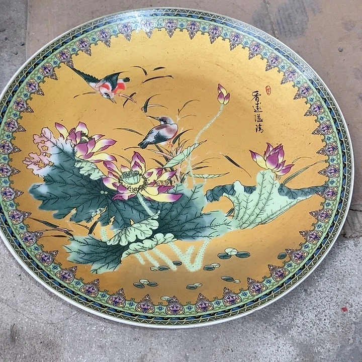 瓷片我也好可爱的啊哈
