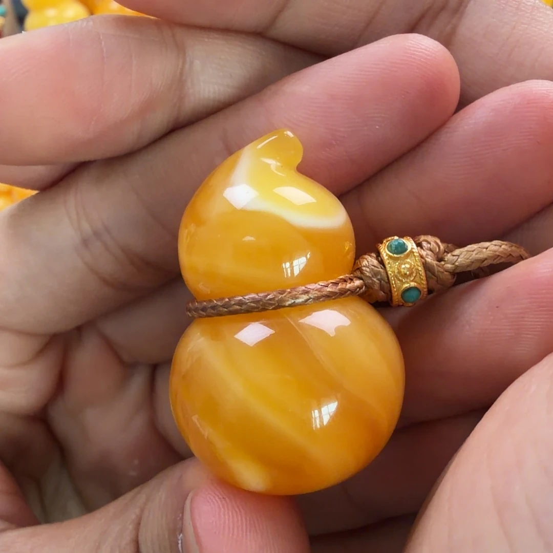 琥珀未镶嵌珠宝奇石11g