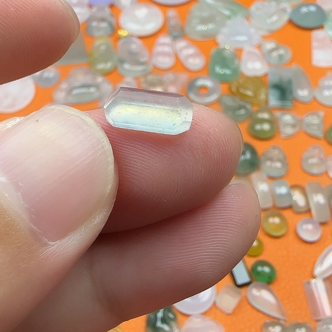 定制翡翠未镶嵌翡翠