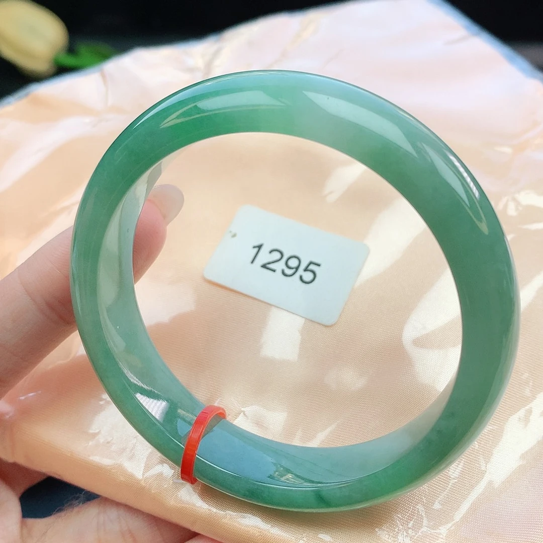 翡翠手镯未镶嵌57圈口881295