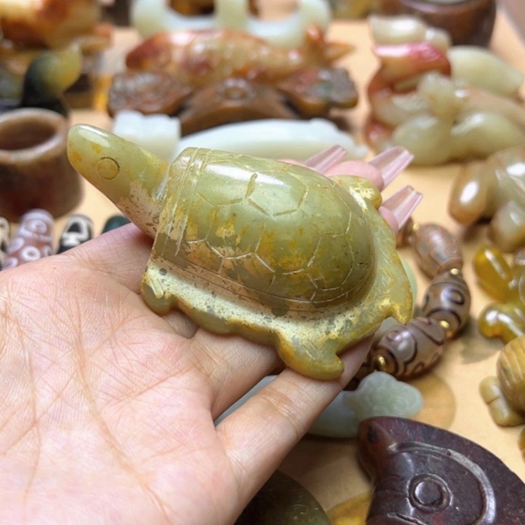 【闪购商品】蛇纹石玉颈饰未镶嵌