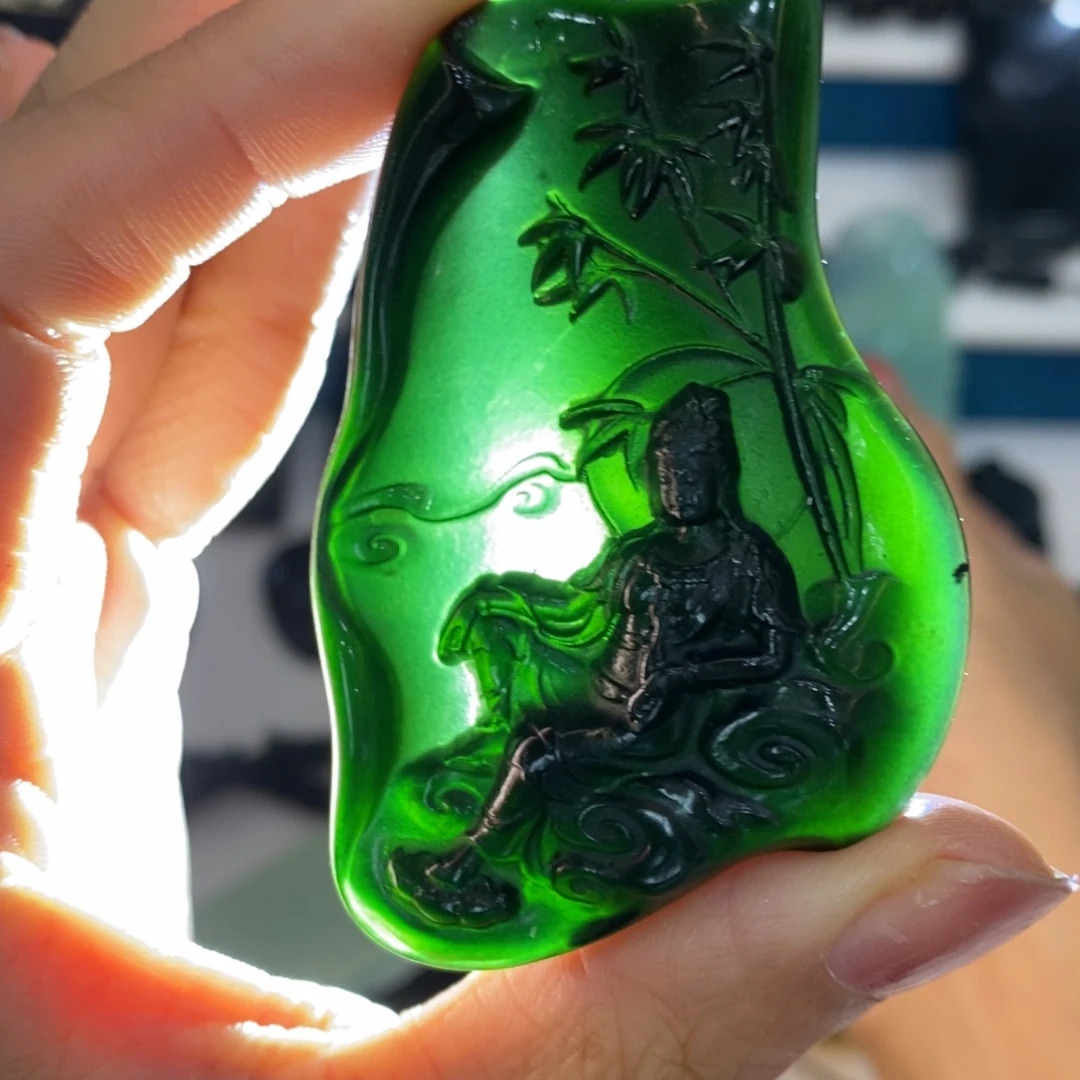 蛇纹石玉未镶嵌吊坠