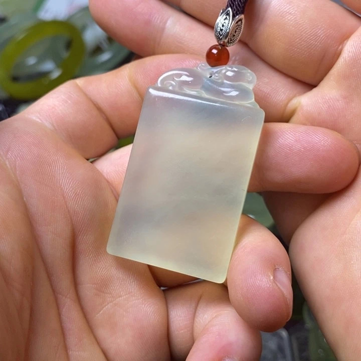 岫玉天然岫玉挂件未镶嵌