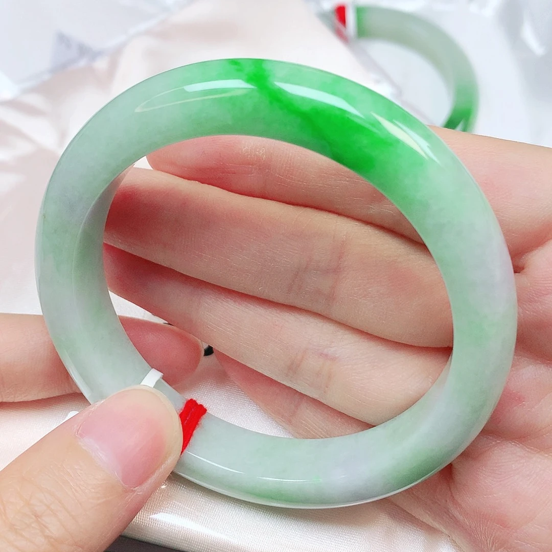 翡翠未镶嵌手镯抖音393