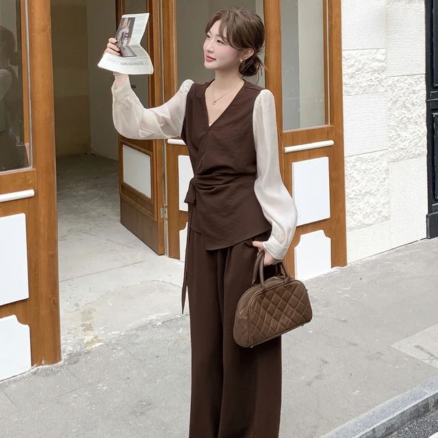 咖色法式轻熟风假两件上衣套装女秋季2025新款松弛感阔腿裤两件套