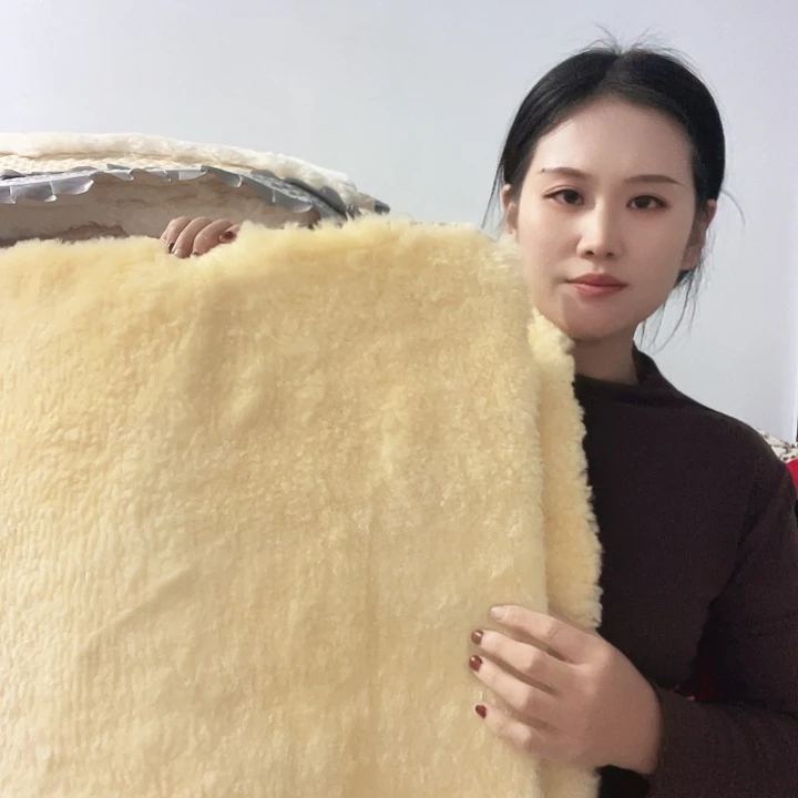 田***颖黄色整皮三件套加厚送个小礼品