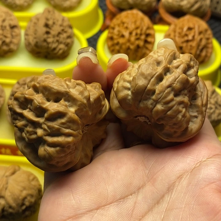 吊坠桃核孙****店蛤蟆头……