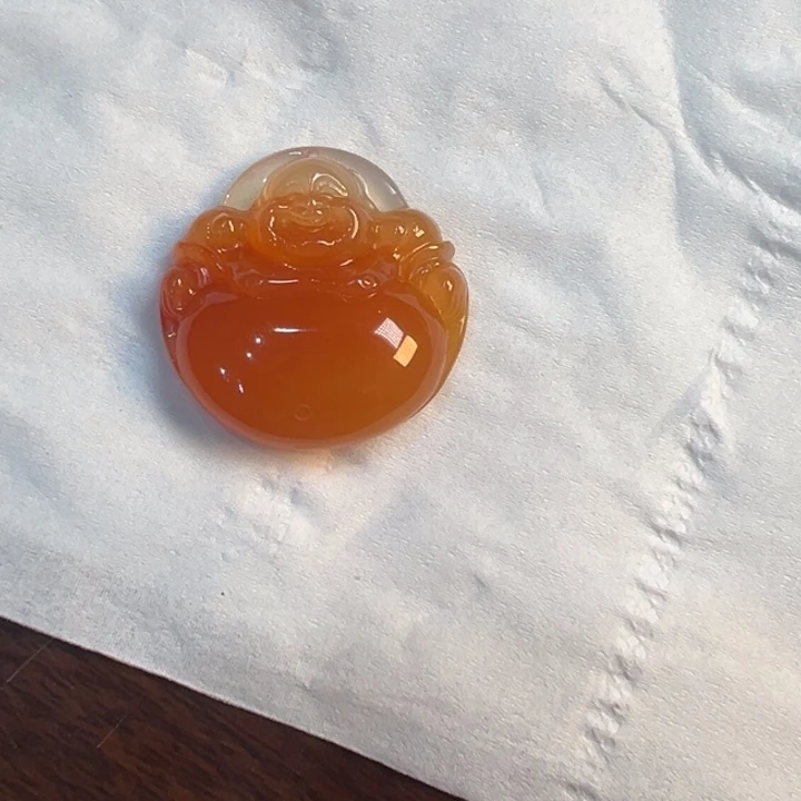 石英质玉（黄龙玉）颈饰未镶嵌