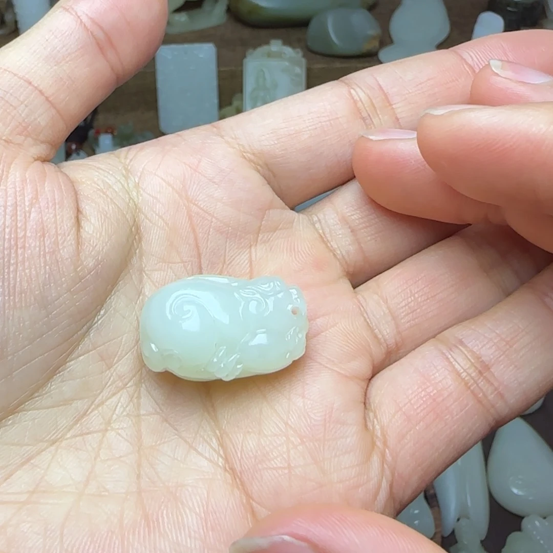 和田玉挂件未镶嵌