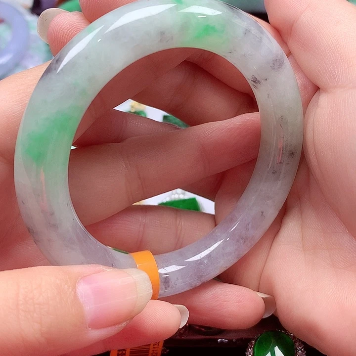 翡翠未镶嵌手镯翡翠手镯