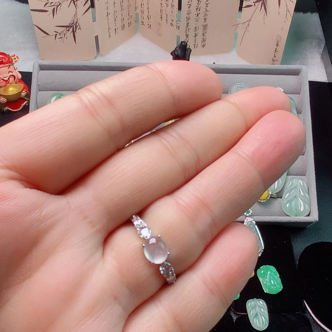 翡翠银S925镶嵌颈饰蛋面