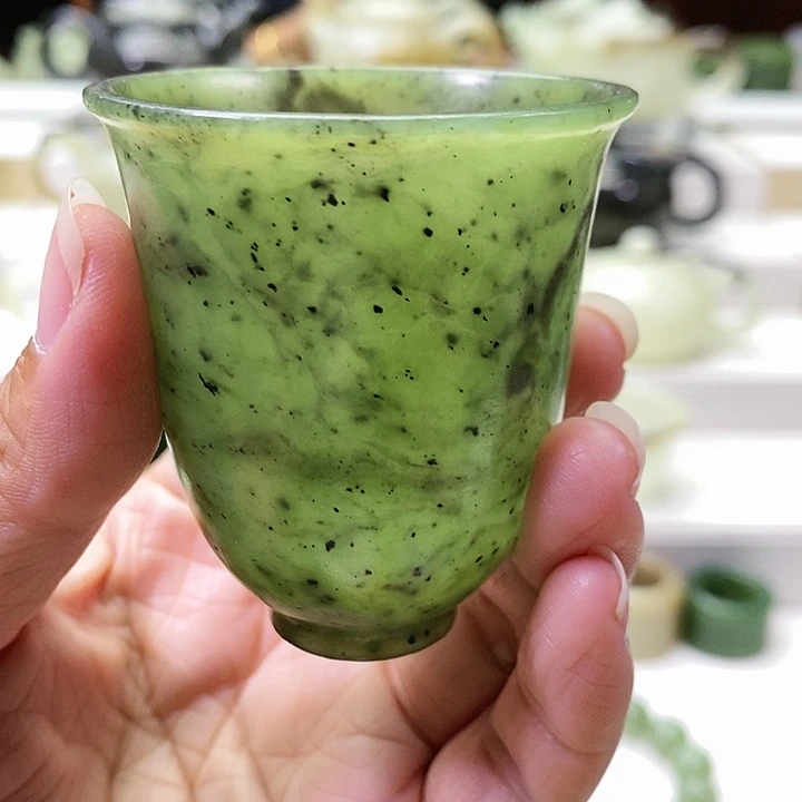 未镶嵌和田玉挂件茶杯60m l