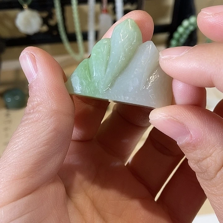 和田玉（糖玉）未镶嵌颈饰这个