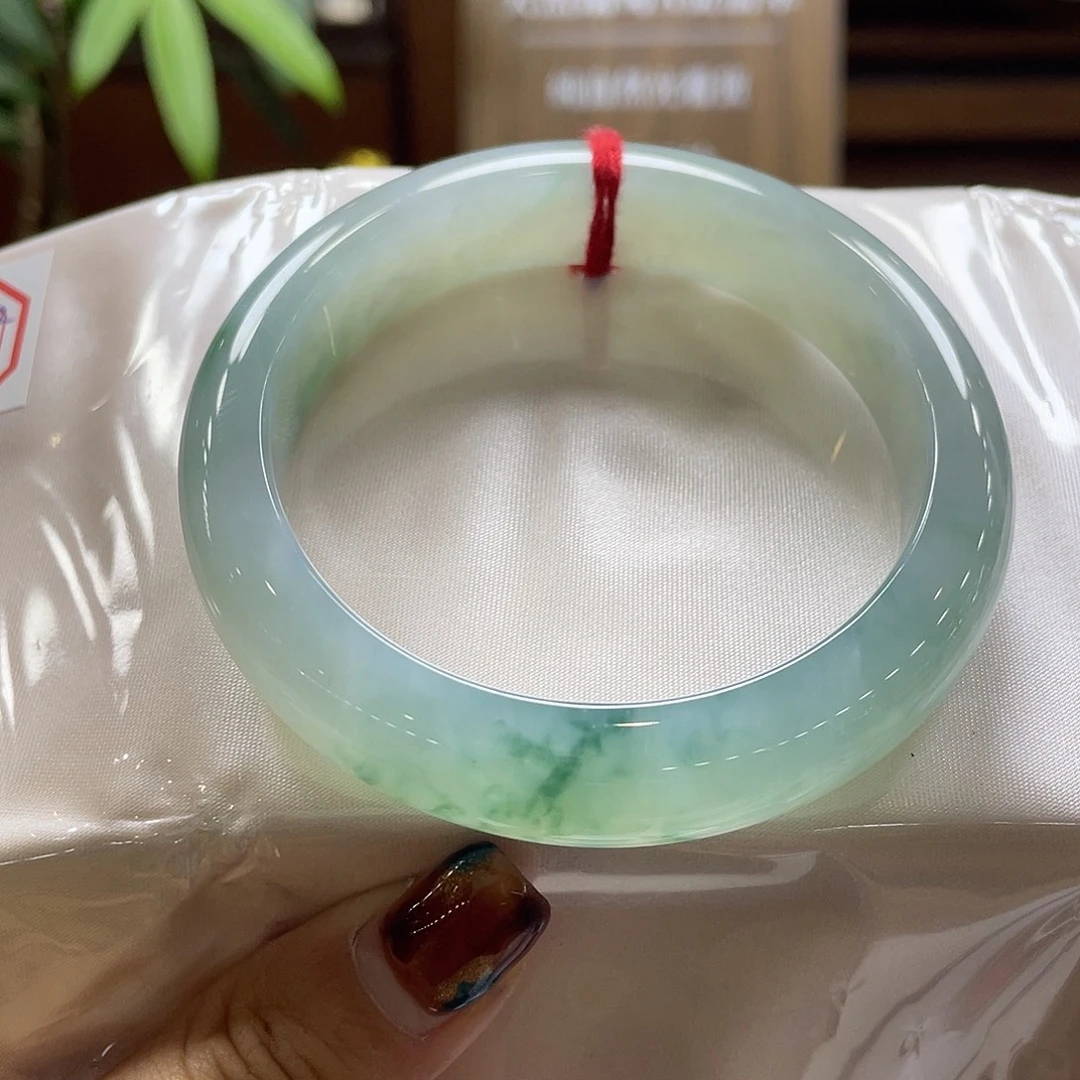 翡翠未镶嵌手镯20 号链接