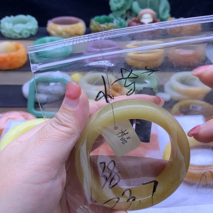 石英质玉123345577990未镶嵌