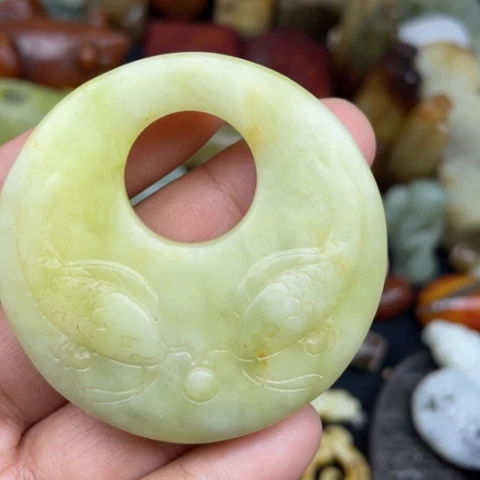 蛇纹石玉未镶嵌颈饰61