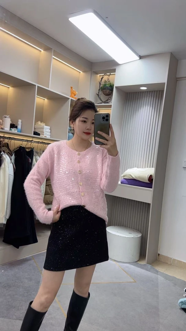 冬季新款百搭亮片圆领上衣24394