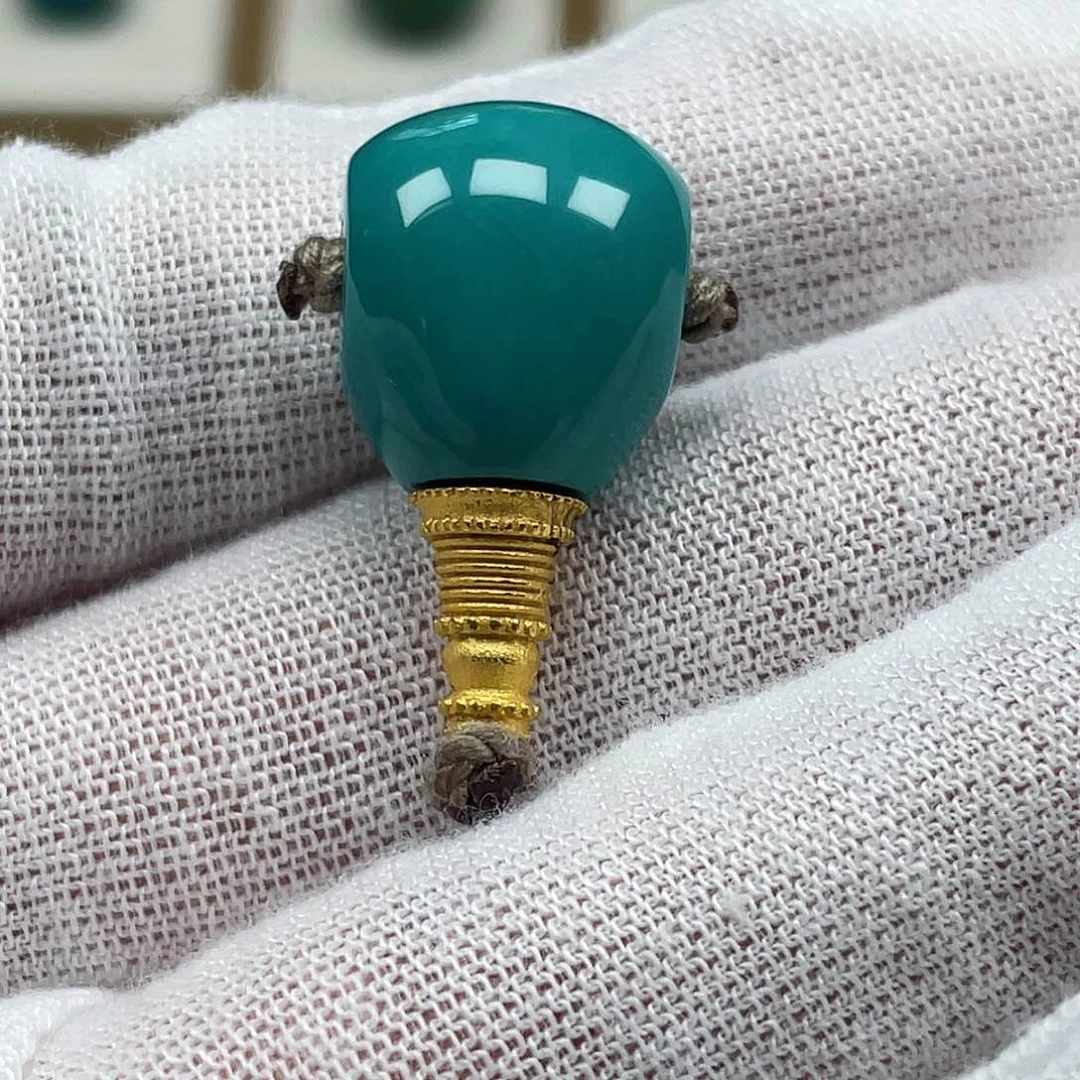 绿松石珠宝奇石18K金镶嵌