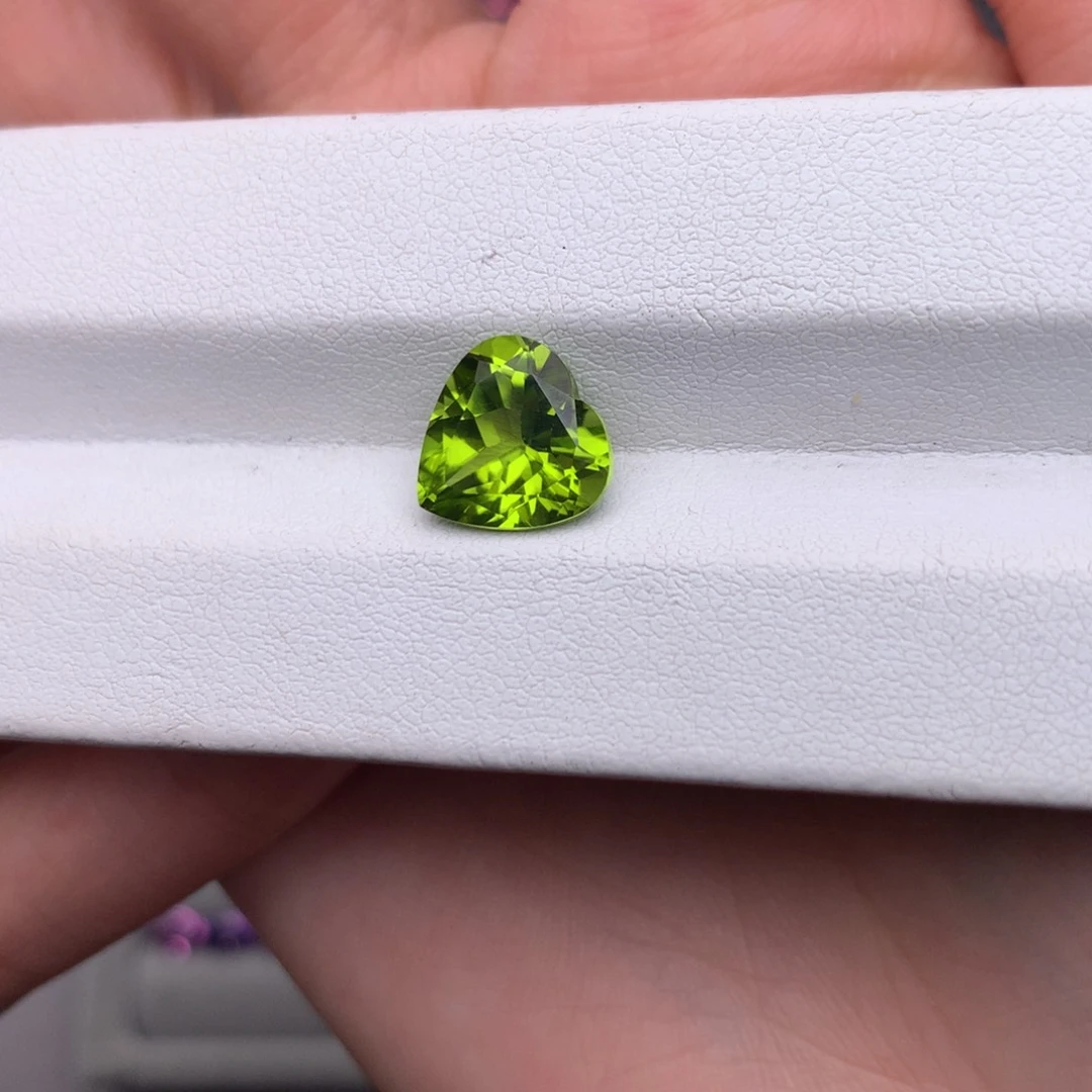 未镶嵌裸石橄榄石3.91ct