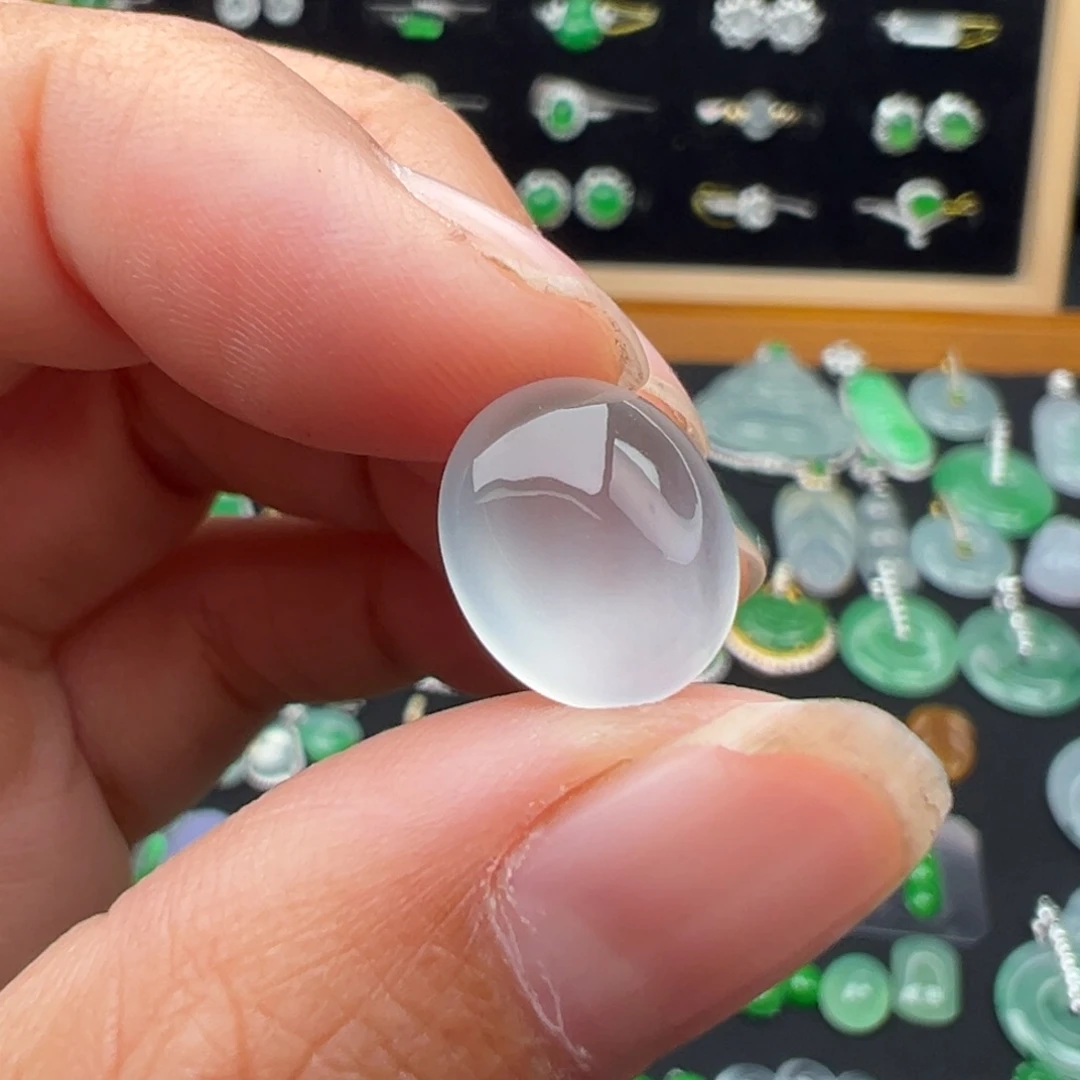 翡翠未镶嵌颈饰蛋12.1