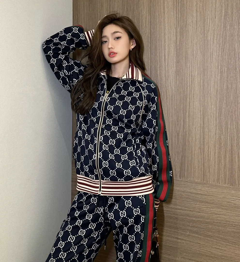 99新 GUCCI/古驰 co0061 经典双g满印外套 s码 98新