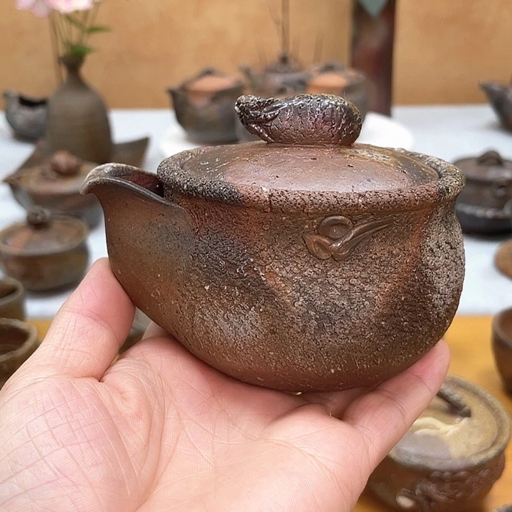 壶岩本哲也的宝瓶好