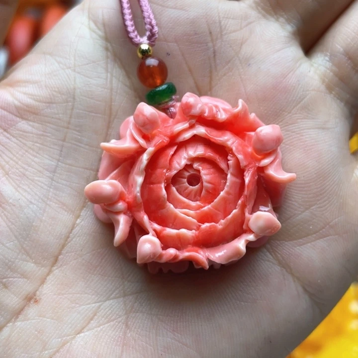 树脂制品109号雕刻吊坠