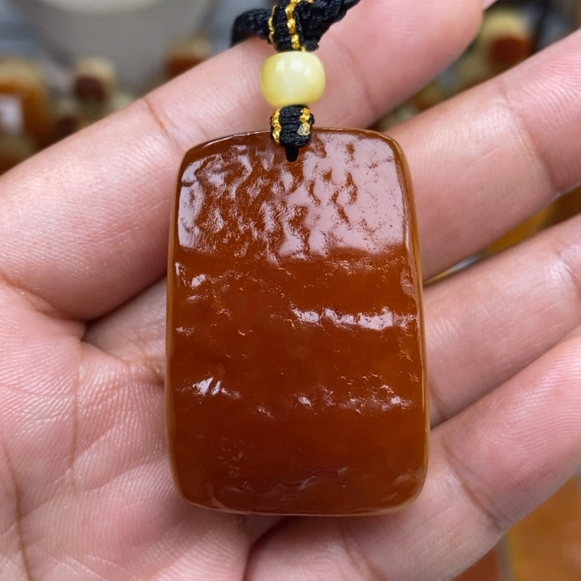 【闪购商品】琥珀颈饰未镶嵌