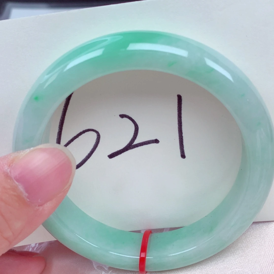 翡翠未镶嵌手镯翡翠